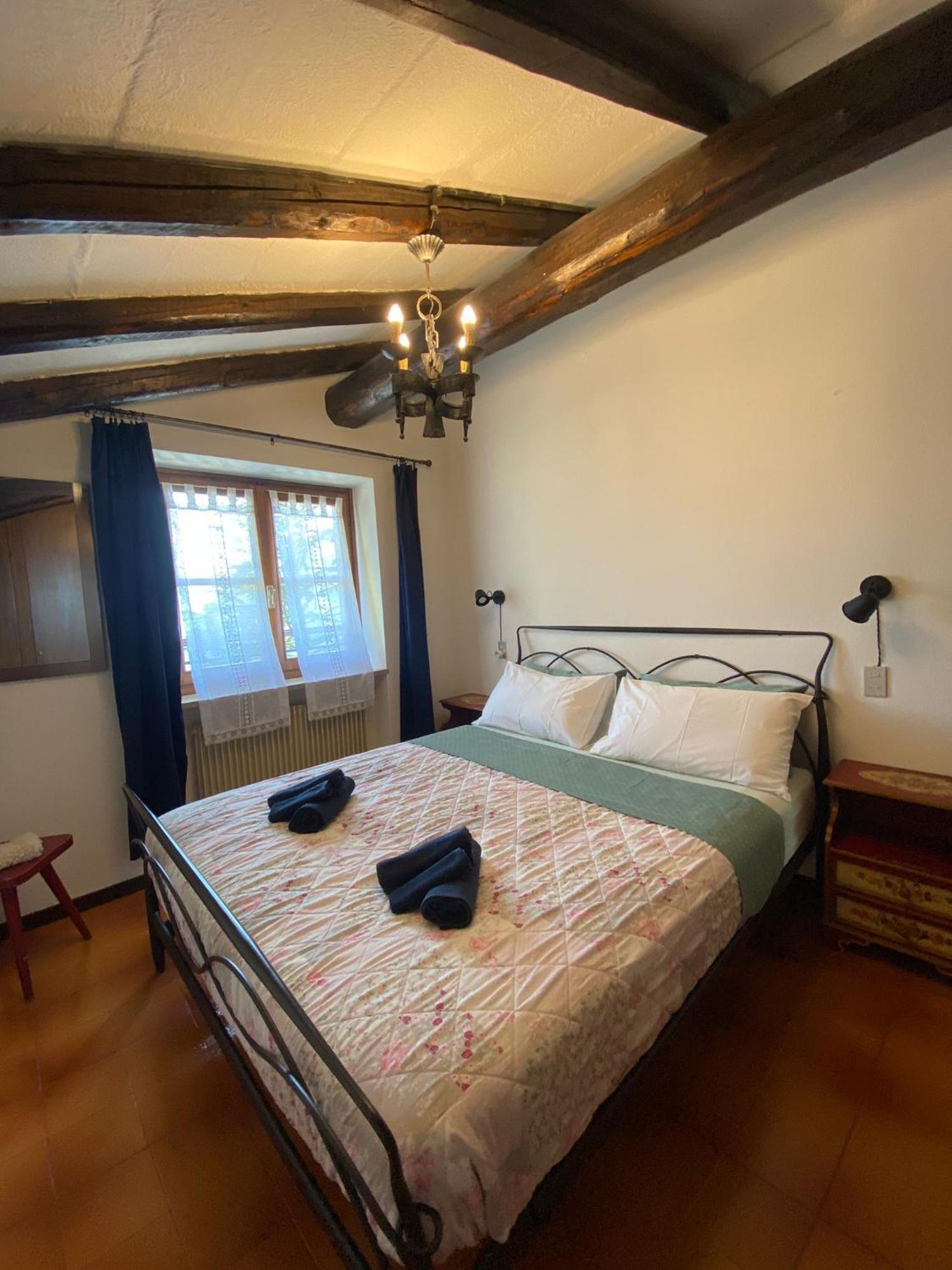 La Rustica Sul Lago Di Tenno Mansarda ภายนอก รูปภาพ